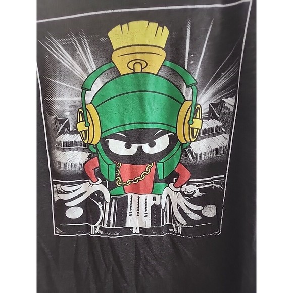 Y2K Marvin the Martian Mens M Shirt Looney Tunes DJ Music Hip Hop Rap Band Tee - Picture 2 of 7